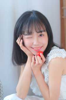 我女朋友的母亲